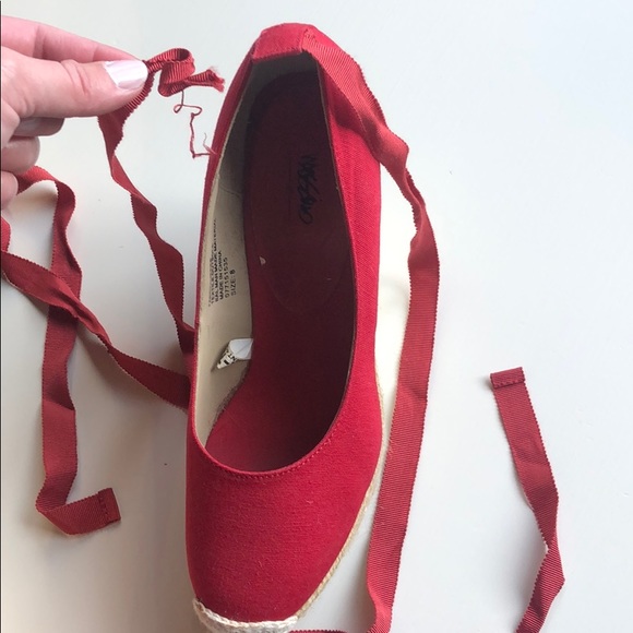 Mossimo | Red Canvas Platform Espadrilles | 8 - Picture 6 of 8
